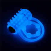 Голубое, светящееся в темноте виброкольцо Lumino Play Vibrating Penis Ring - Lovetoy - в Грозном купить с доставкой