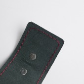 Черные кожаные наручники с красной строчкой - Crazy Handmade - купить с доставкой в Грозном