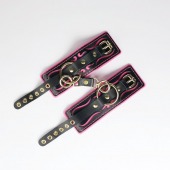 Черные кожаные наручники с розовой строчкой - Crazy Handmade - купить с доставкой в Грозном