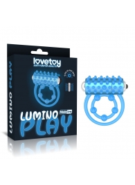 Голубое, светящееся в темноте виброкольцо Lumino Play Vibrating Penis Ring - Lovetoy - в Грозном купить с доставкой