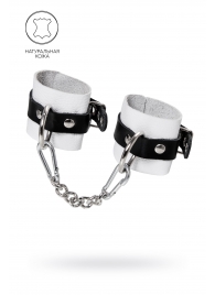 Бело-черные кожаные наручники с одним ремешком с люверсами - Pecado - купить с доставкой в Грозном