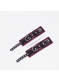 Черно-розовые кожаные наручники с розовой строчкой - Crazy Handmade - купить с доставкой в Грозном