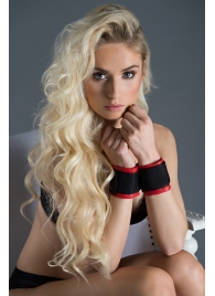 Полиуретановые манжеты для фиксации рук вместе Bound Together Wrist Restraints - Blush Novelties - купить с доставкой в Грозном