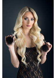 Зажимы для сосков с пухом FEATHERED NIPPLE CLAMPS - Blush Novelties - купить с доставкой в Грозном