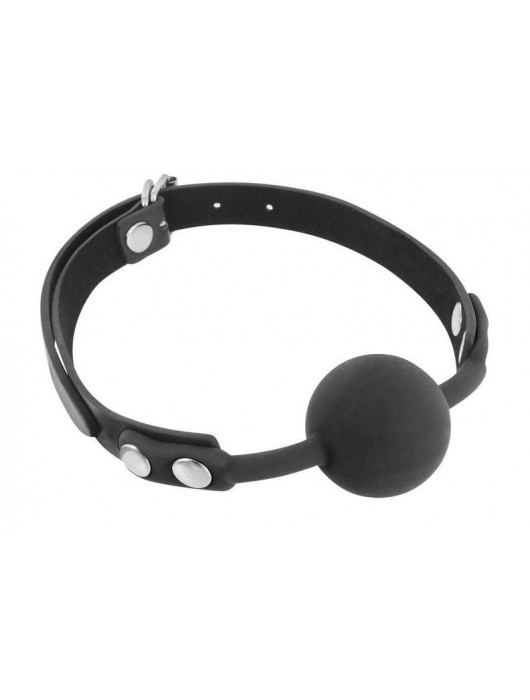 Черный силиконовый кляп-шарик на ремешках - Fetish Tentation - купить с доставкой в Грозном