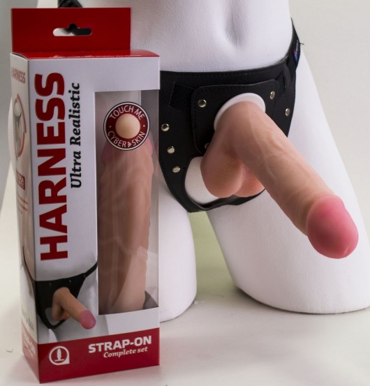 Страпон в подарочной упаковке: трусики с плугом и фаллоимитатор-насадка - 16 см. - LOVETOY (А-Полимер) - купить с доставкой в Грозном