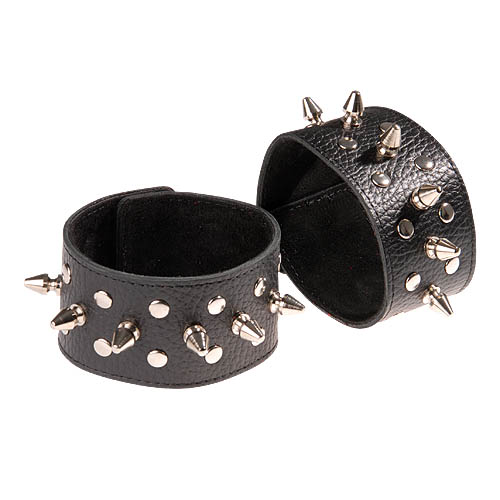 Чёрные напульсники с шипами и заклепками - Sitabella - купить с доставкой в Грозном