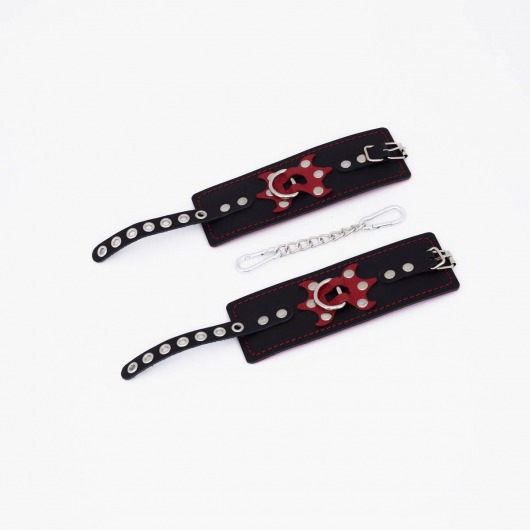 Черные кожаные наручники с красным декором и строчкой - Crazy Handmade - купить с доставкой в Грозном