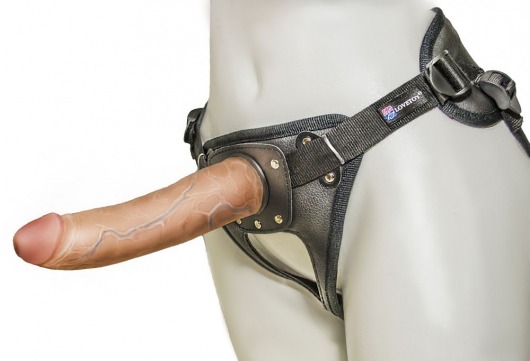 Насадка-фаллоимитатор на кожаных трусиках Harness Ultra Realistic 7  - 18 см. - LOVETOY (А-Полимер) - купить с доставкой в Грозном